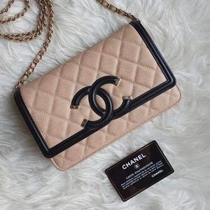 CHANEL 20S Filigree WOC in Beige/Black